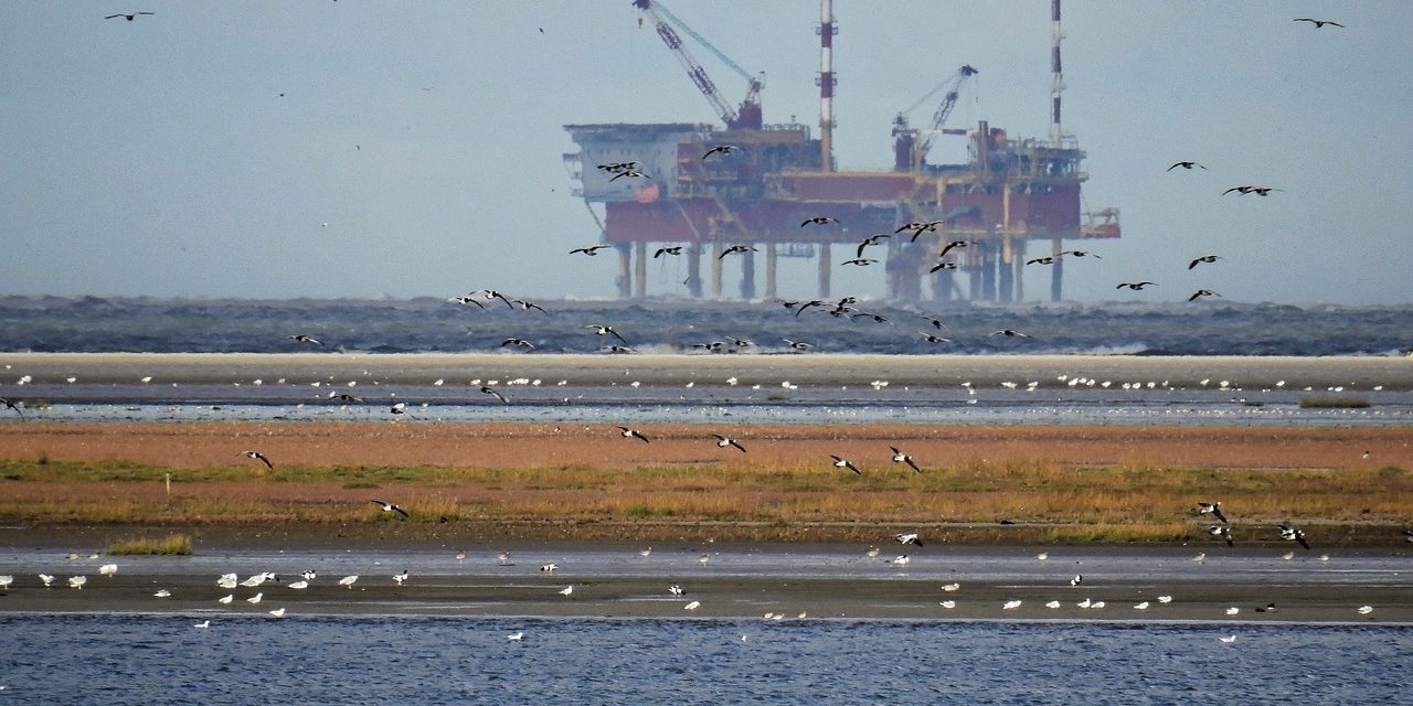 offshore-oil-rig-nordsee-production