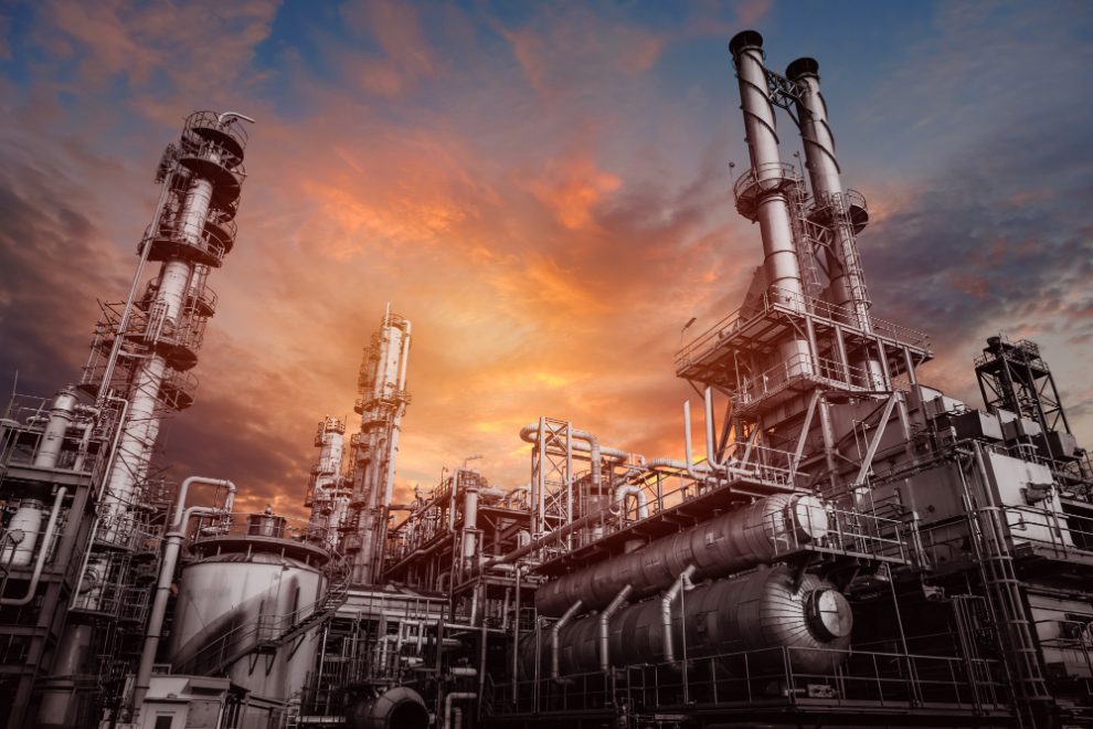 industrial-furnace-heat-exchanger-cracking-hydrocarbons-factory-sky-sunset-close-up-equipment-petrochemical-plant-1
